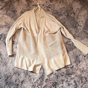 Lululemon sit in lotus wrap